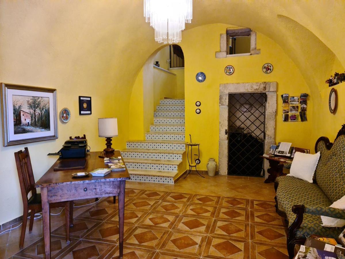 Rocca Lorenizo Pacentro Zewnętrze zdjęcie
